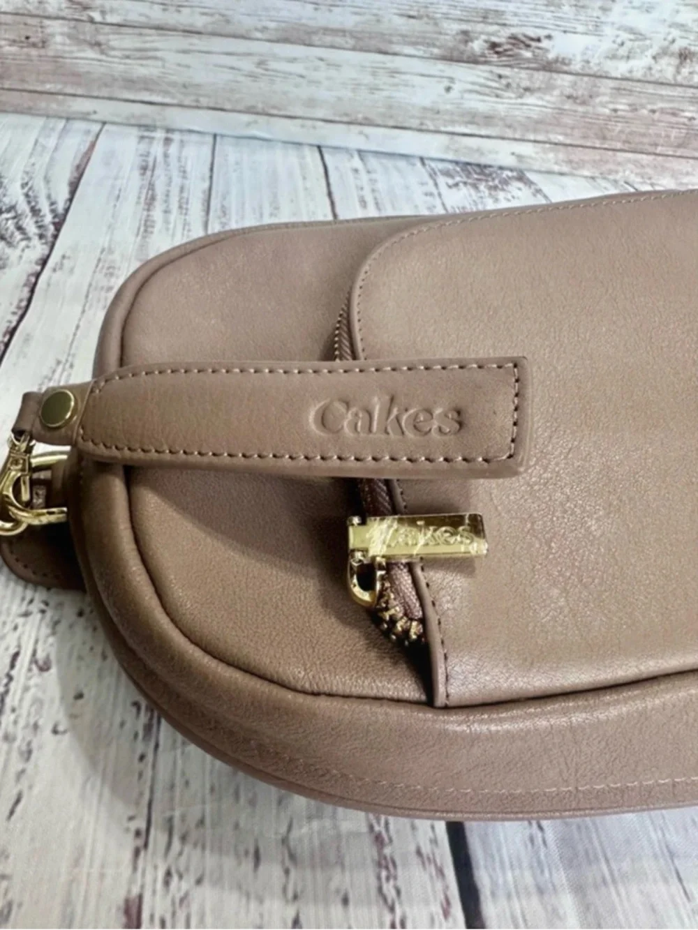 Cakes Concealed Carry Madeline XL-M Leather Purse in Almond - Picture 10 of 13